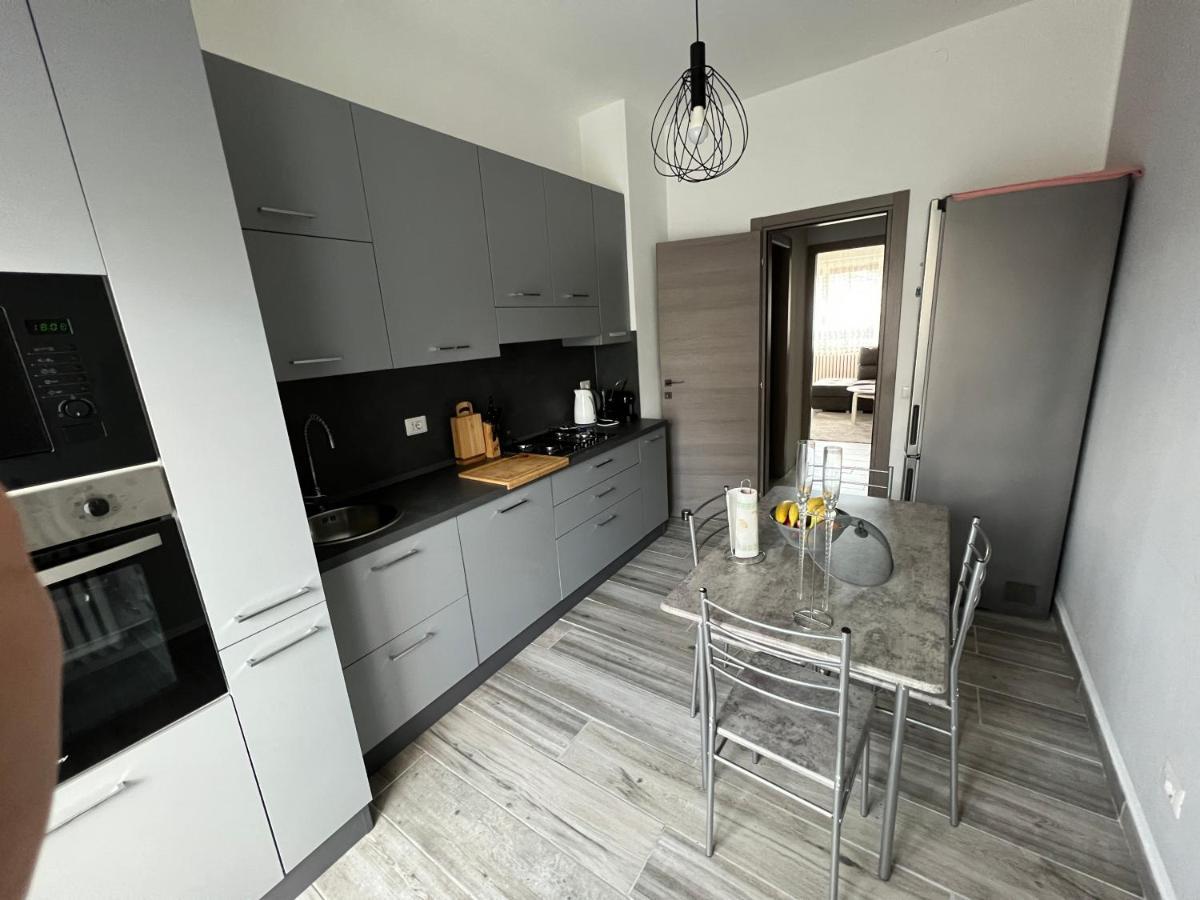 Casa Di Afi, Perfect For 4 - Kitchen - Parking - Netflix Apartment Arona Exterior photo