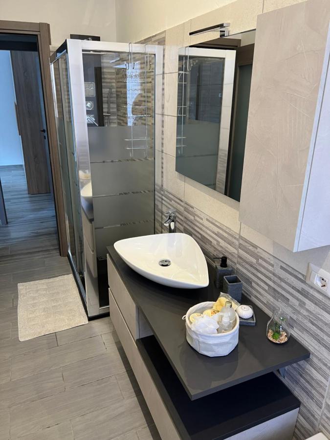 Casa Di Afi, Perfect For 4 - Kitchen - Parking - Netflix Apartment Arona Exterior photo