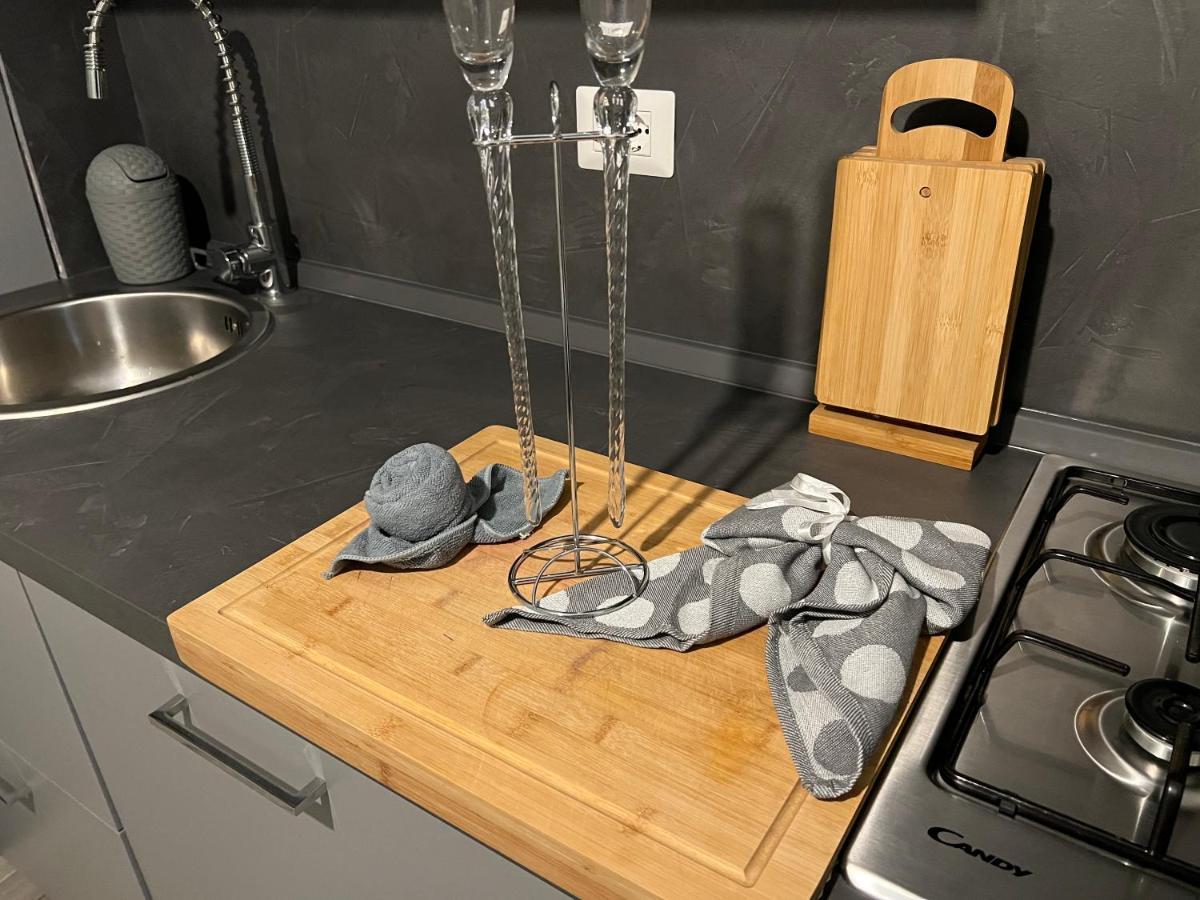 Casa Di Afi, Perfect For 4 - Kitchen - Parking - Netflix Apartment Arona Exterior photo