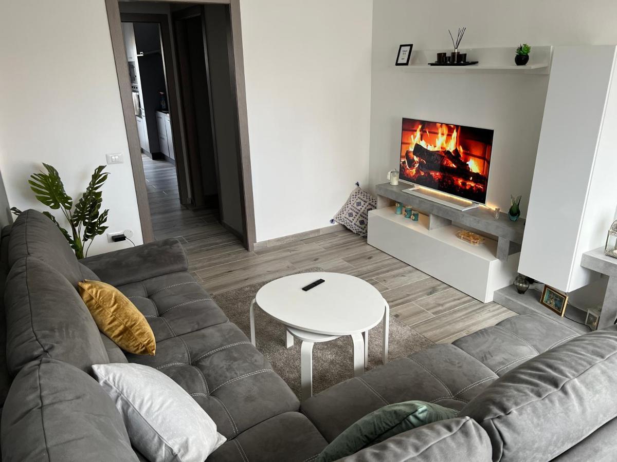 Casa Di Afi, Perfect For 4 - Kitchen - Parking - Netflix Apartment Arona Exterior photo